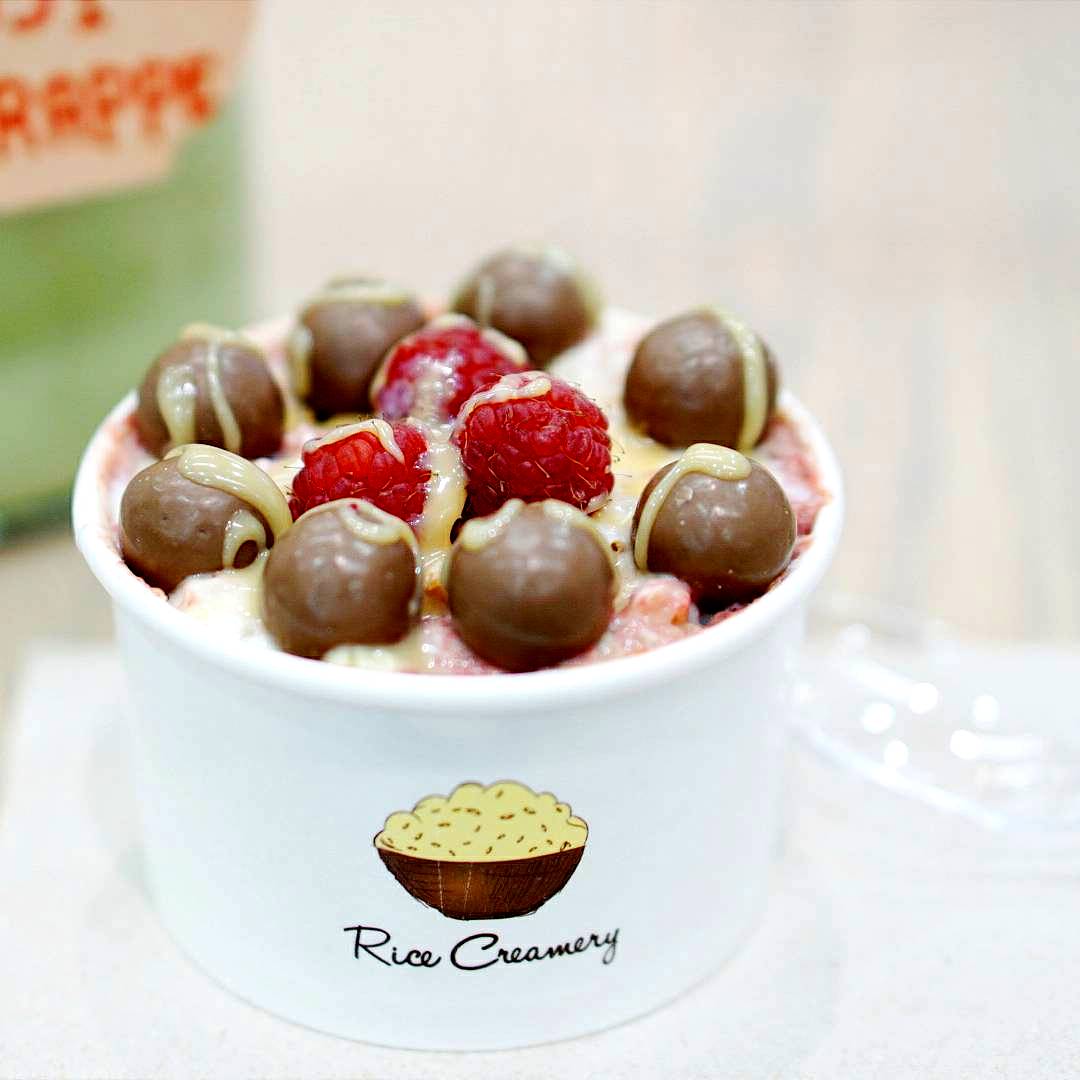 bebuzzd's tweet photo. Challenge for the day : Try to resist this utterly delicious rice pudding😋 @RiceCreamery #ricepudding #mybebuzzd https://t.co/nkPouJ7q30