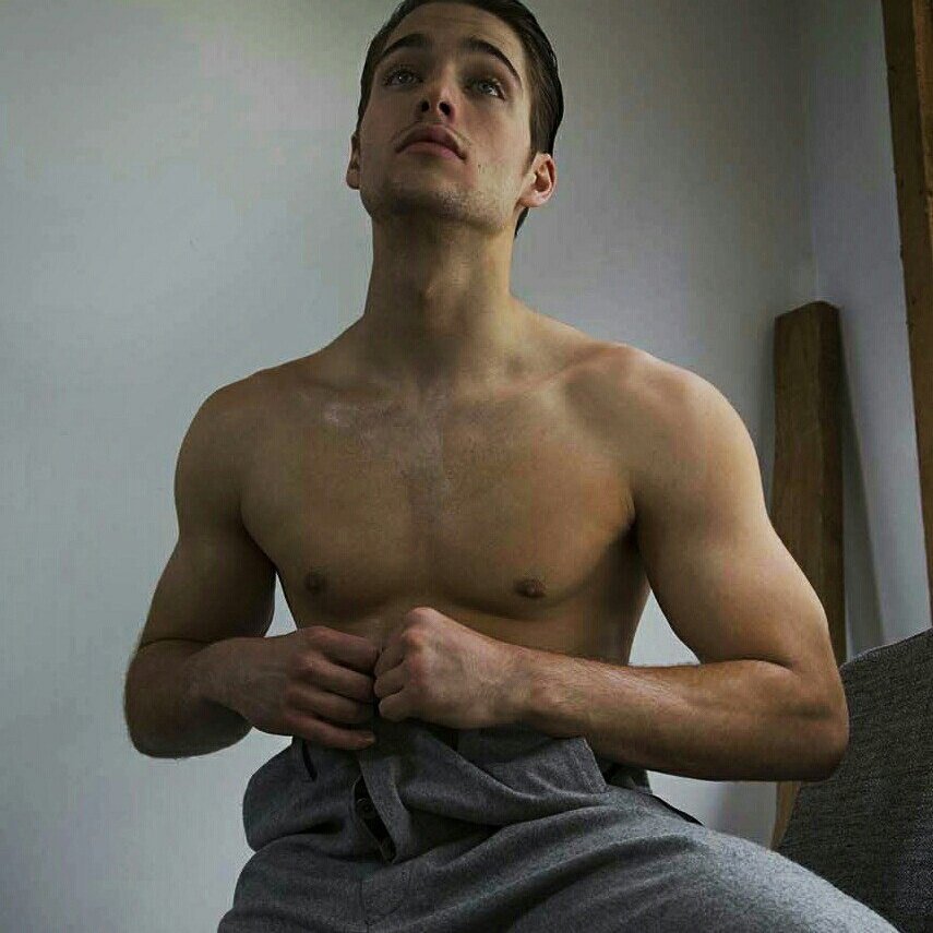 pkgtyfg's tweet image. приветик