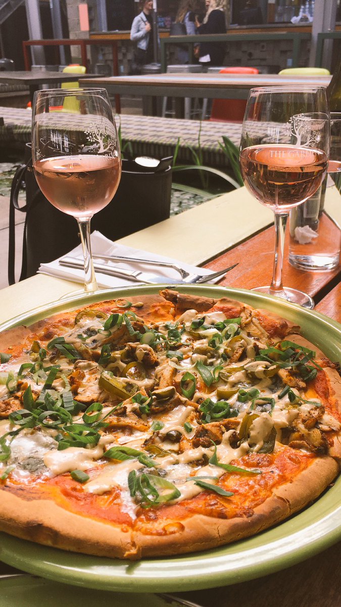 Pari_Chandra1's tweet photo. #perth #sundays #thegarden #leederville https://t.co/d0iTGUE2n3
