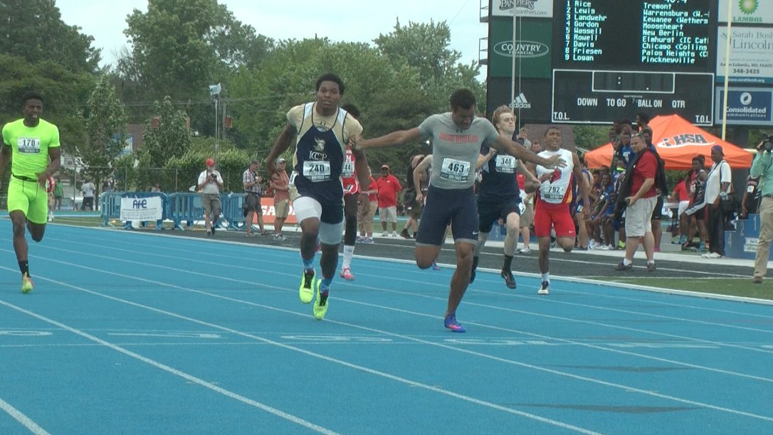 Channel1450com's tweet photo. What a day to be a Pretzel! New Berlin takes home first 1A state title in school history https://t.co/QCIPOhiNVf https://t.co/KqPc26q42C