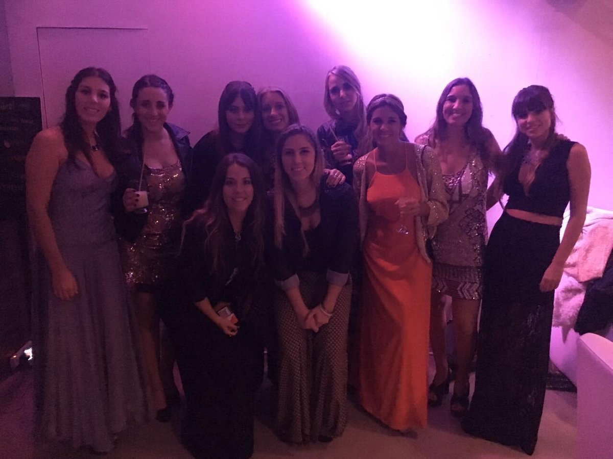 sofialarizza's tweet image. #vynfest