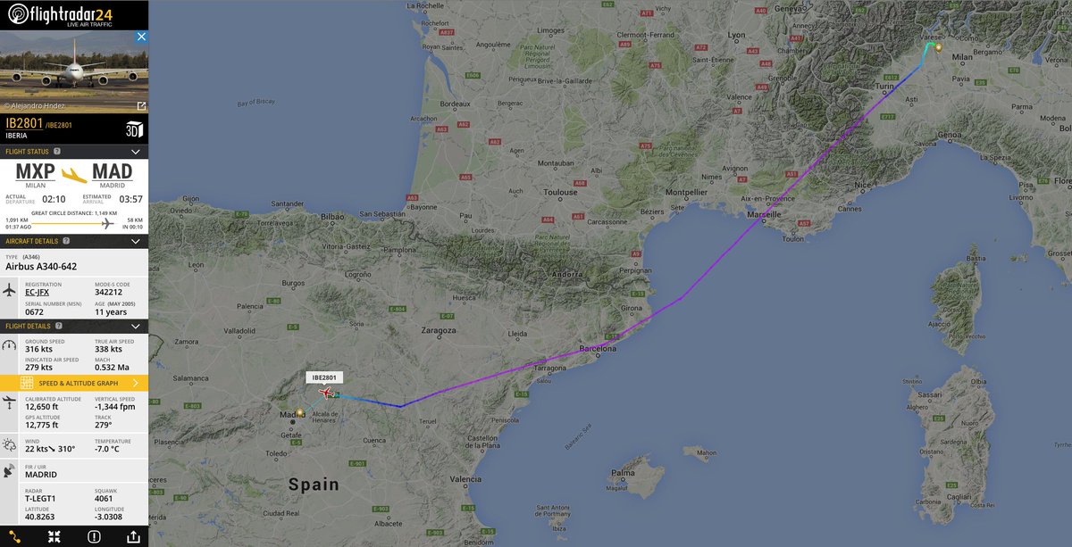 flightradar24's tweet photo. ✈️⚽️ @realmadrid approaching Madrid after their @ChampionsLeague victory. https://t.co/Okh0xbKpZY #ChampionsLeague https://t.co/rPq410fCIG