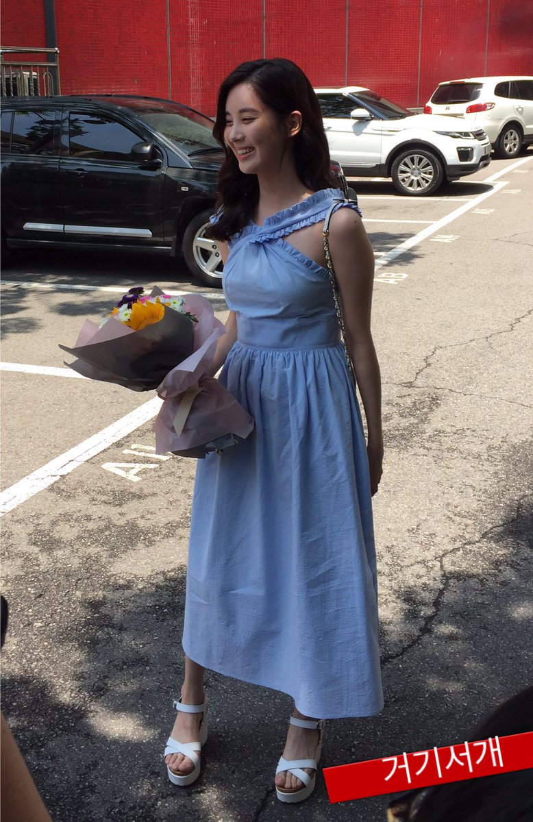 [OTHER][08-12-2015]SeoHyun tham dự vở nhạc kịch mới mang tên "Mamma Mia!" - Page 28 CjmIowMUYAIIBx0
