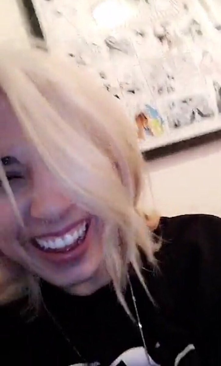 sizzyrocket tweet picture