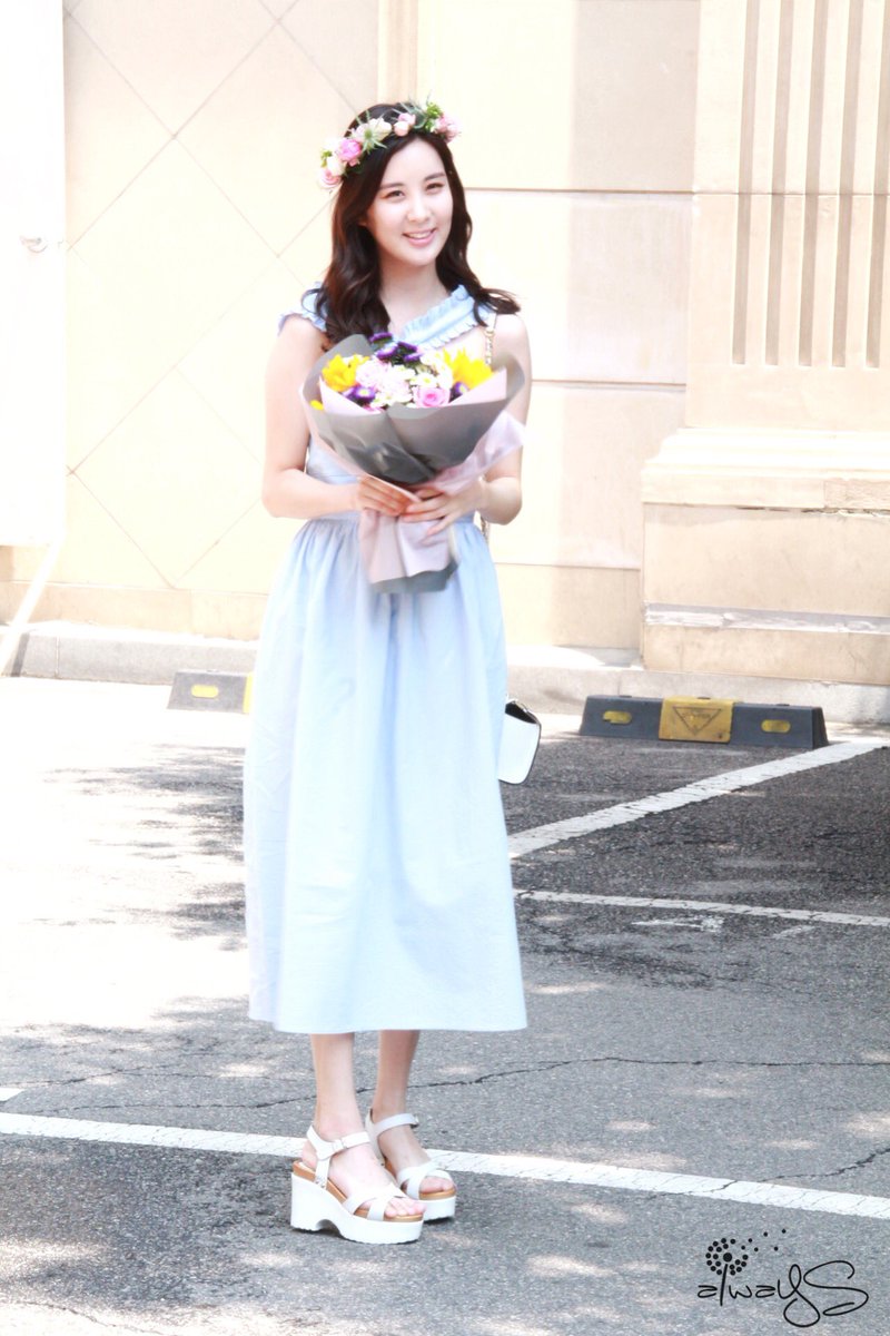 [OTHER][08-12-2015]SeoHyun tham dự vở nhạc kịch mới mang tên "Mamma Mia!" - Page 28 CjmM4BsUkAAIuFh