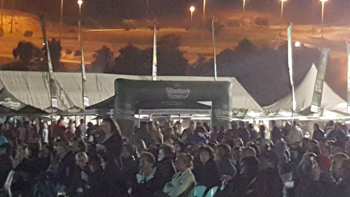 Baie dankie aan <a href="/WindhoekBeer_SA/">Windhoek Beer SA</a>  <a href="/100purebeer/">Wessie@100PureNAM</a> vir die ondersteuning.