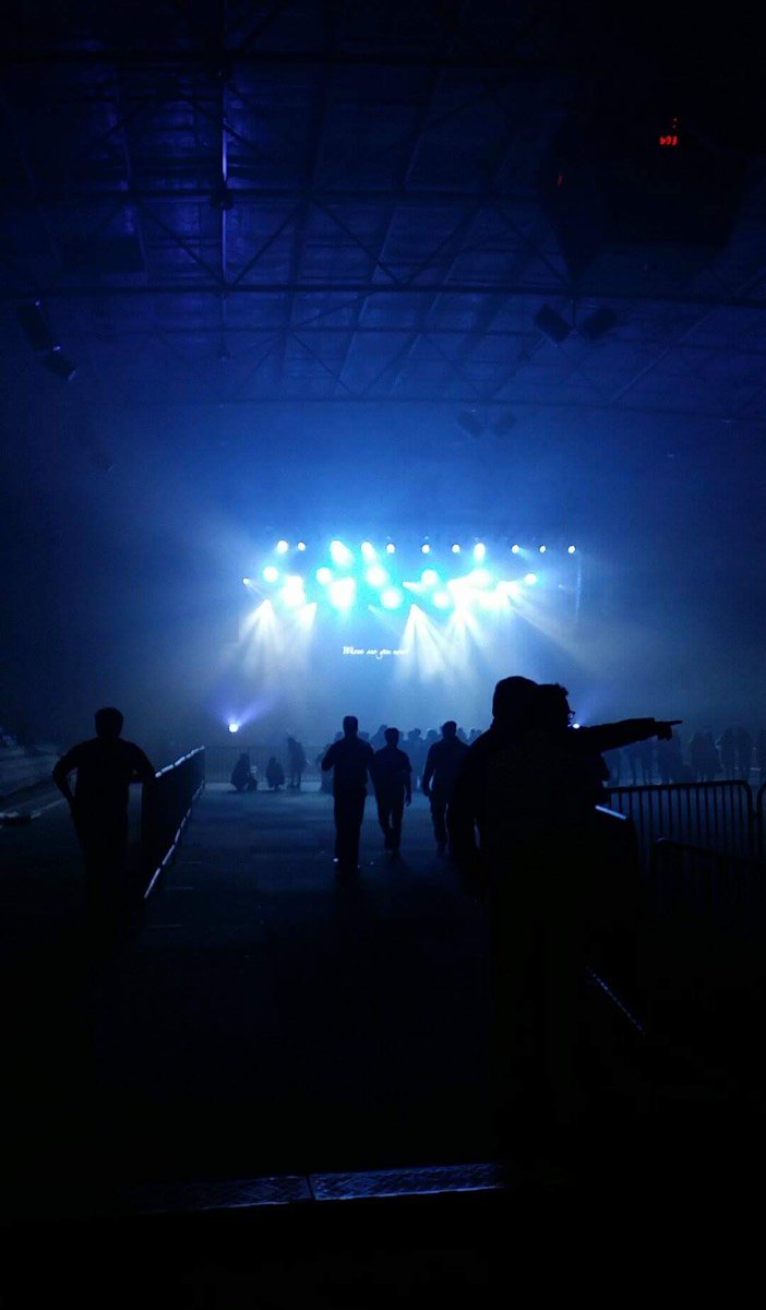 _pvtti's tweet photo. FINALLY AT THE BAP CONCERT I AM ALIVE #BAPAWAKE #BAPNZ https://t.co/T0zfOiABeX