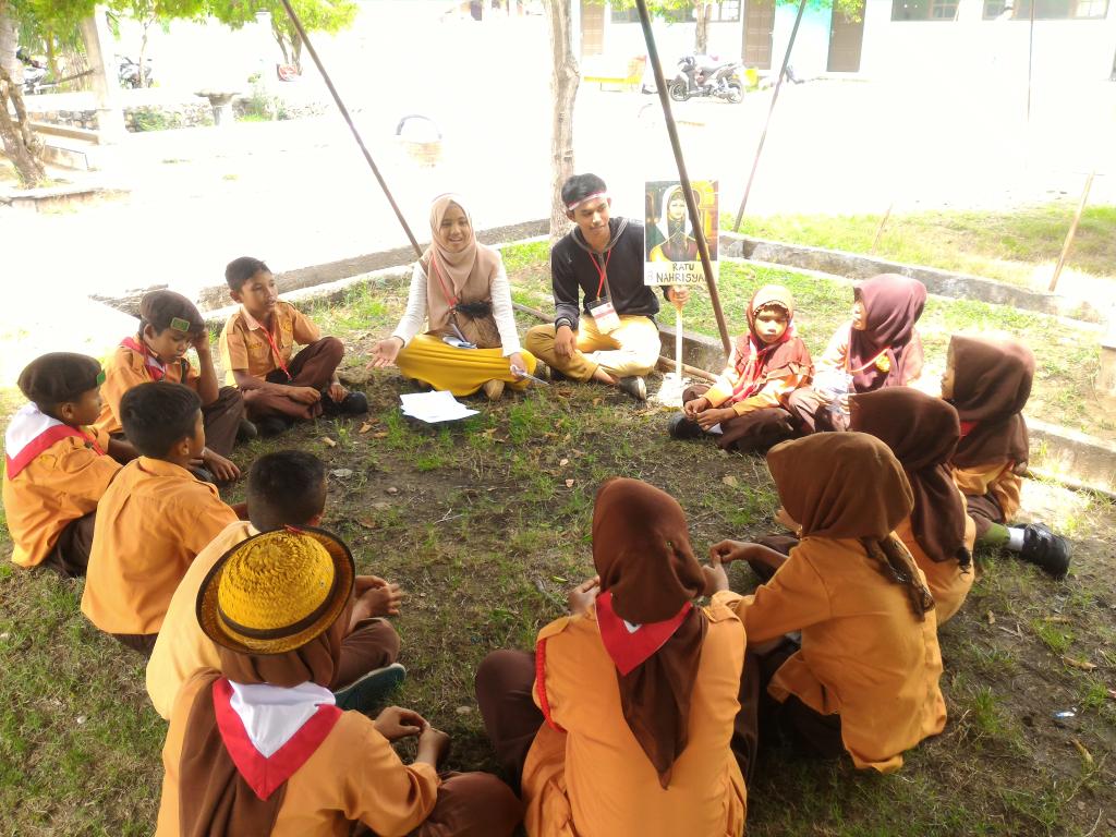 RelawanPintar's tweet photo. Kelompok Ratu Nahrisya #JAAU2016 https://t.co/nlZ7GZTCO9