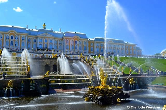 One for the wishlist ... thegallopinggardener.blogspot.co.uk/2016/05/peterh…