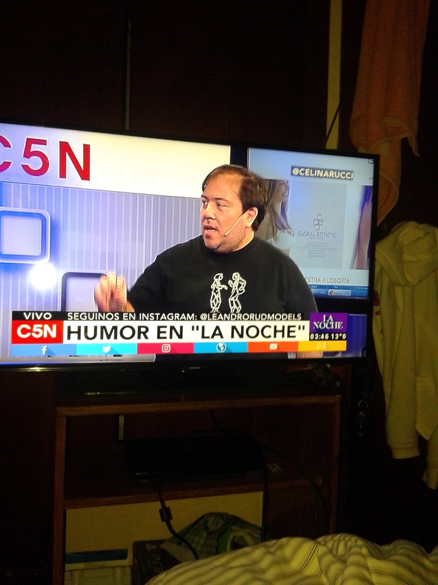 Martinstandup's tweet photo. Mi amigo Manu por c5n! Pongan ya!! https://t.co/eP1OdHoEod