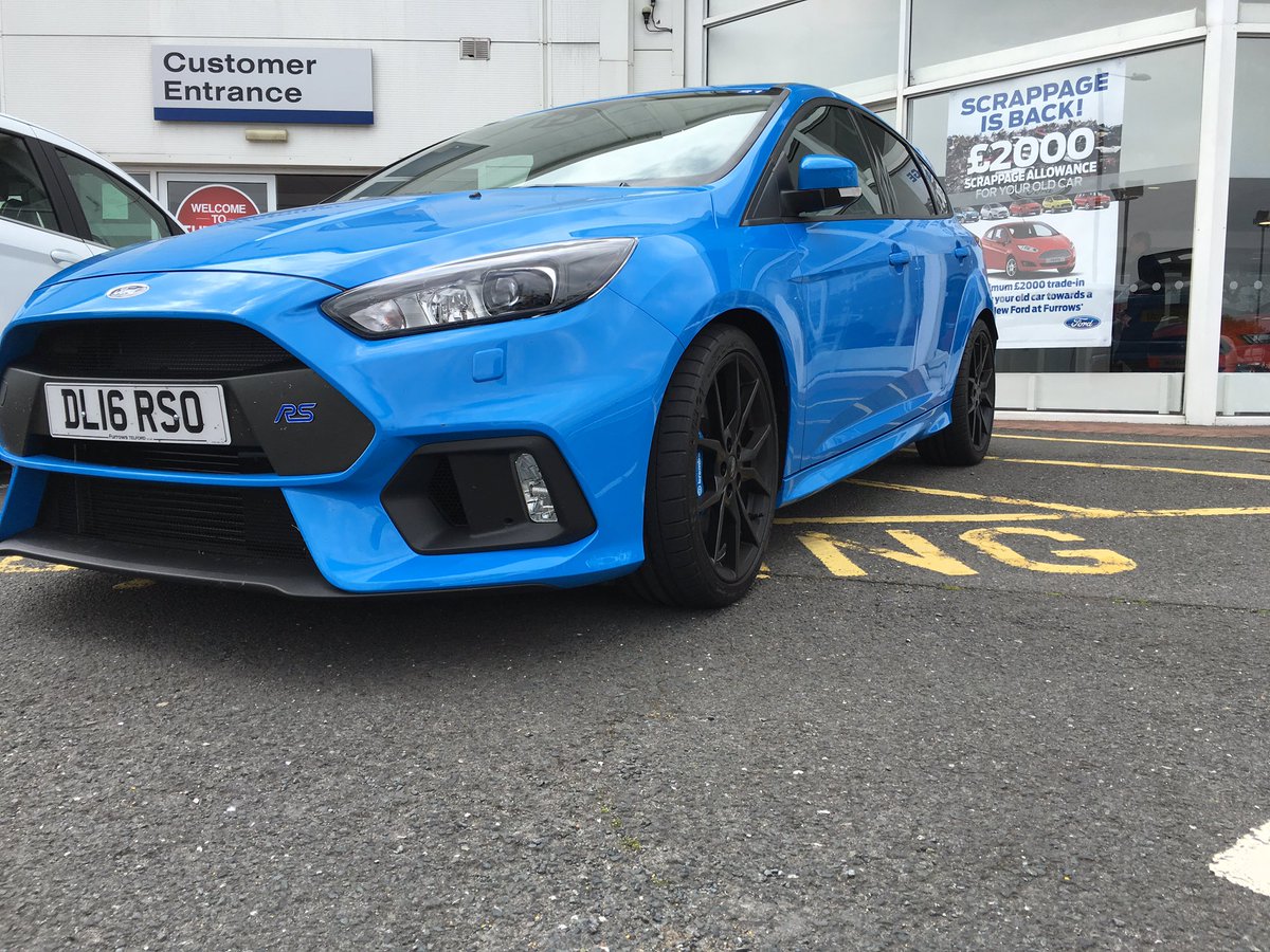 RyanHarley06's tweet photo. Such Amazing Cars 😍 @forduk @FordMustang @FordFocus @Ford #FocusRS #Mustang #ConvertibleMustang #Power #TractionOff https://t.co/JuSPYI9aev