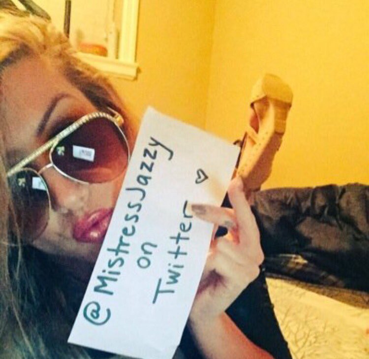 MistressJazzy's tweet photo. Tribute before approach!!! Anything else is insulting!! #verified #domme #findom https://t.co/m4jVy8tGuO