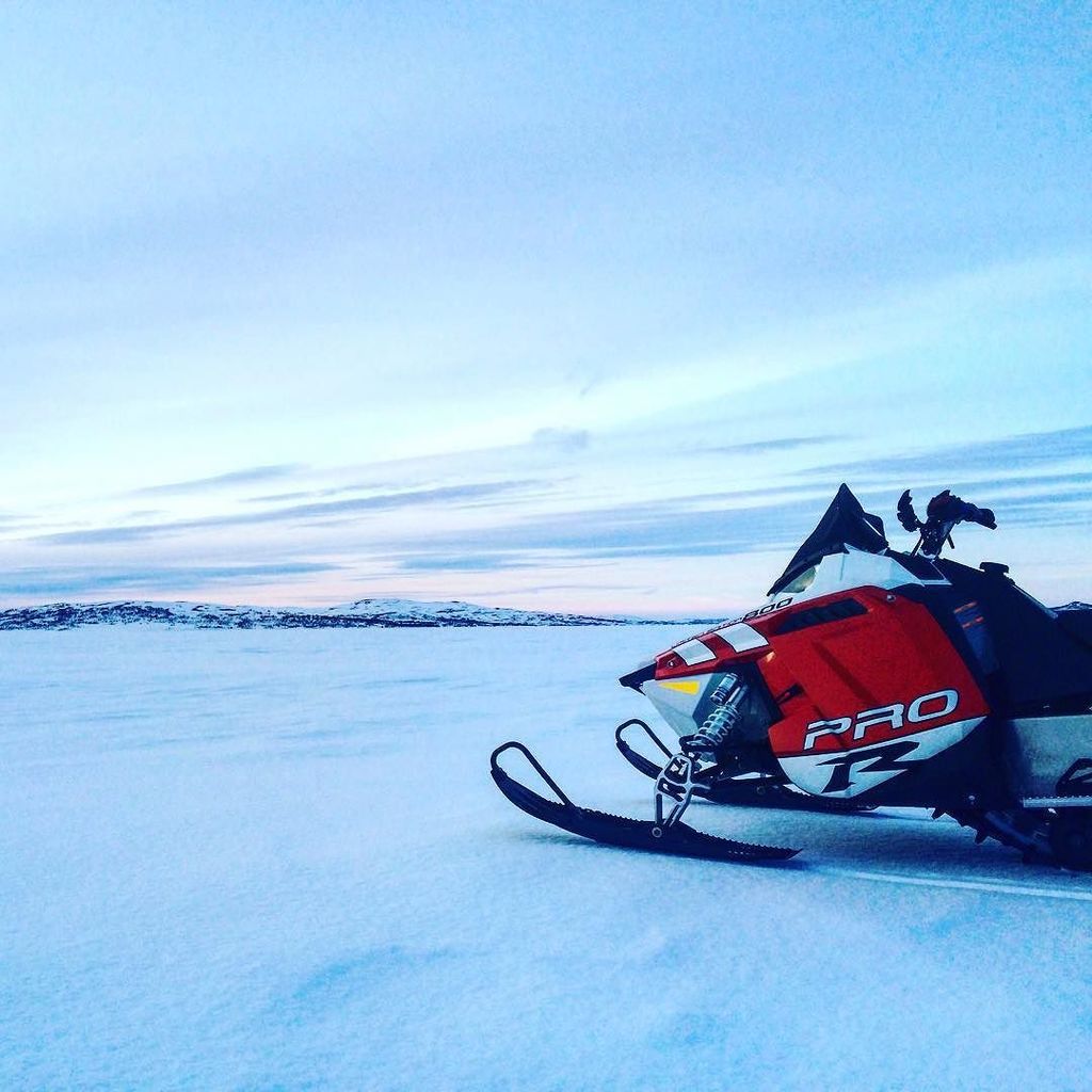SnowmobileFotos's tweet image. #Snowmobile Foto: By Instagram stugudal ift.tt/25tNBJ0 #tydal #polaris #switchback #800 #pro #r #sky #sky…