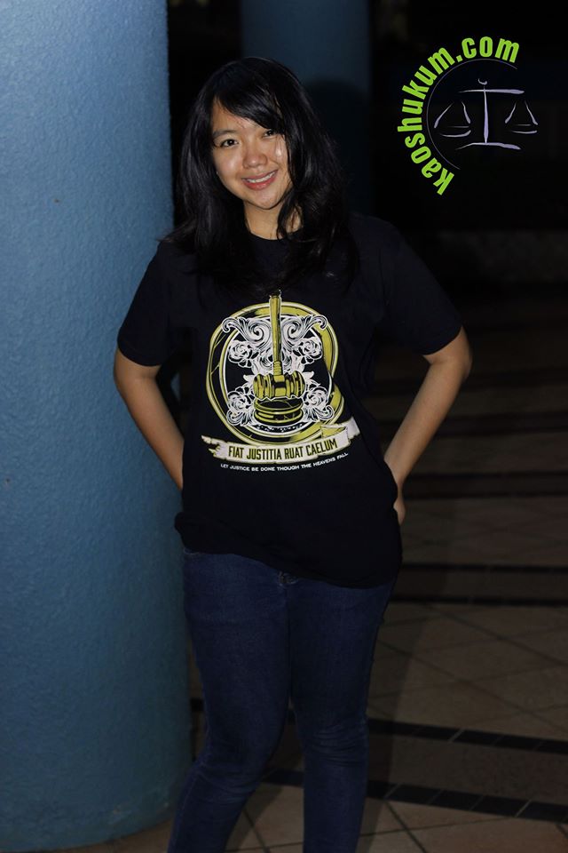 Kaos yang ini juga sudah punya kan, bang <a href="/TodungLubis/">Todung Mulya Lubis</a>? <a href="/erwinnatosmal/">Erwin Natosmal</a> :)