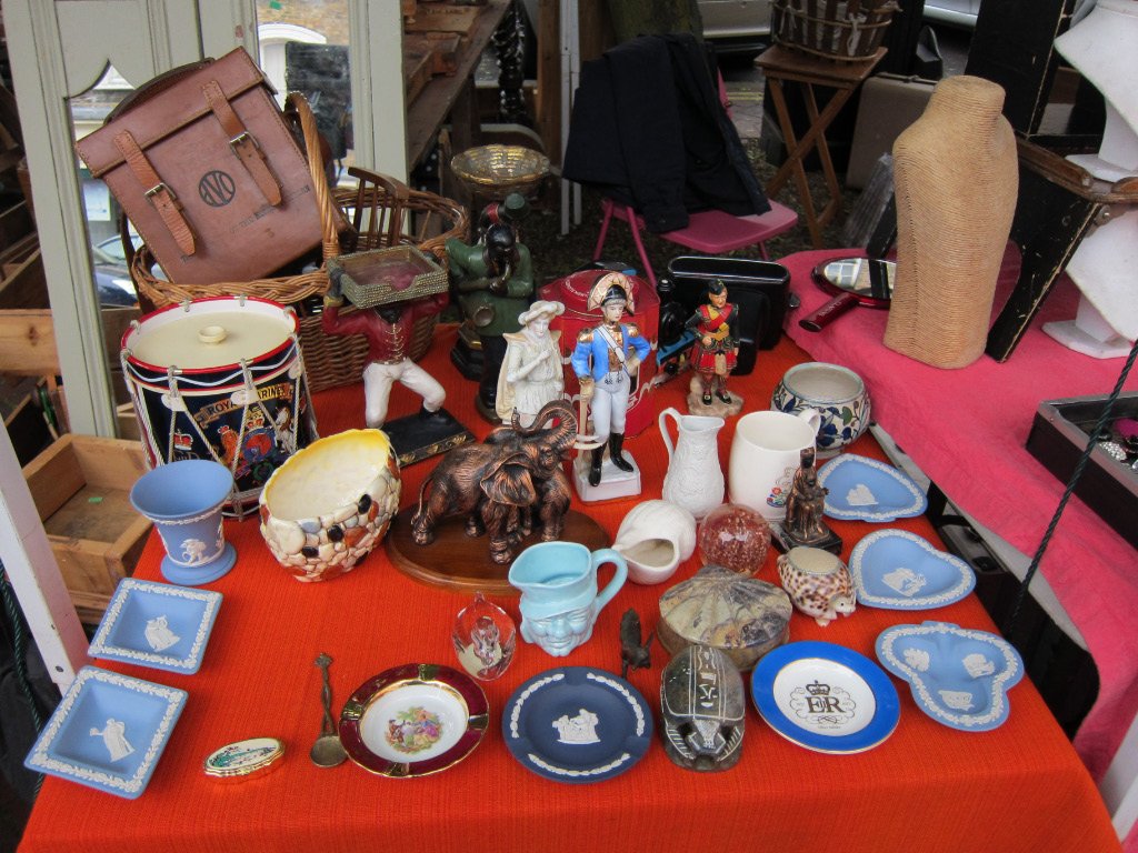 WOW LOOK #vintage #collectors 
#bargain <a href="/MargateOldTown/">Margate Old Town</a> 11-4
Today
@blackcatmargate