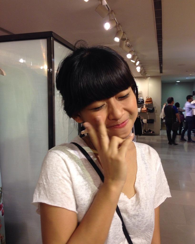 Lovaness_skg's tweet photo. Add Official Line Lovaness ( cek bio ) . Kalian bisa tau info seputar @vanessaxelia guys. Tq guys!! Happy Weekend. https://t.co/lYbMHNkAE8