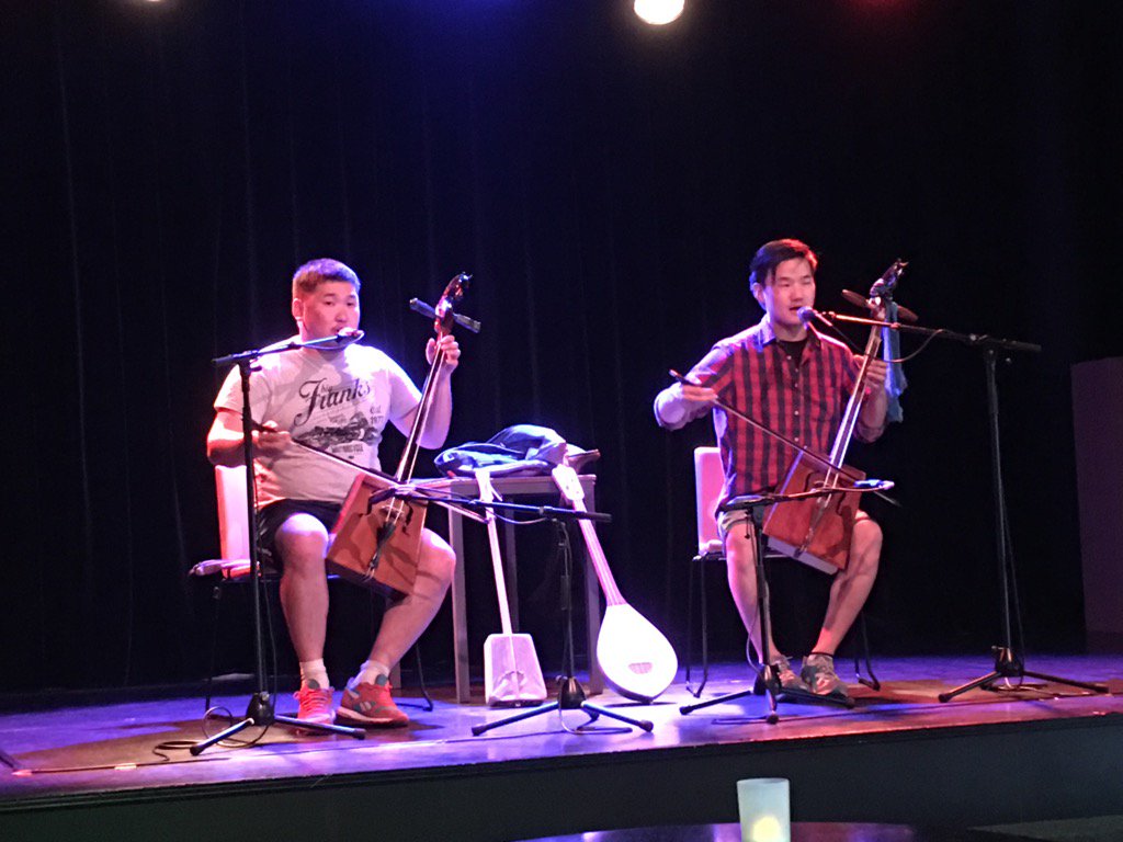 Duo Hartag salay. Repetitie is al mooi. Concert om 15 u. In <a href="/schouwburgloch/">Schouwburg Lochem</a> gratis entree <a href="/VVVlochem/">VVVlochem</a> <a href="/Lochem3punt0/">Eigenzinnig Lochem</a>