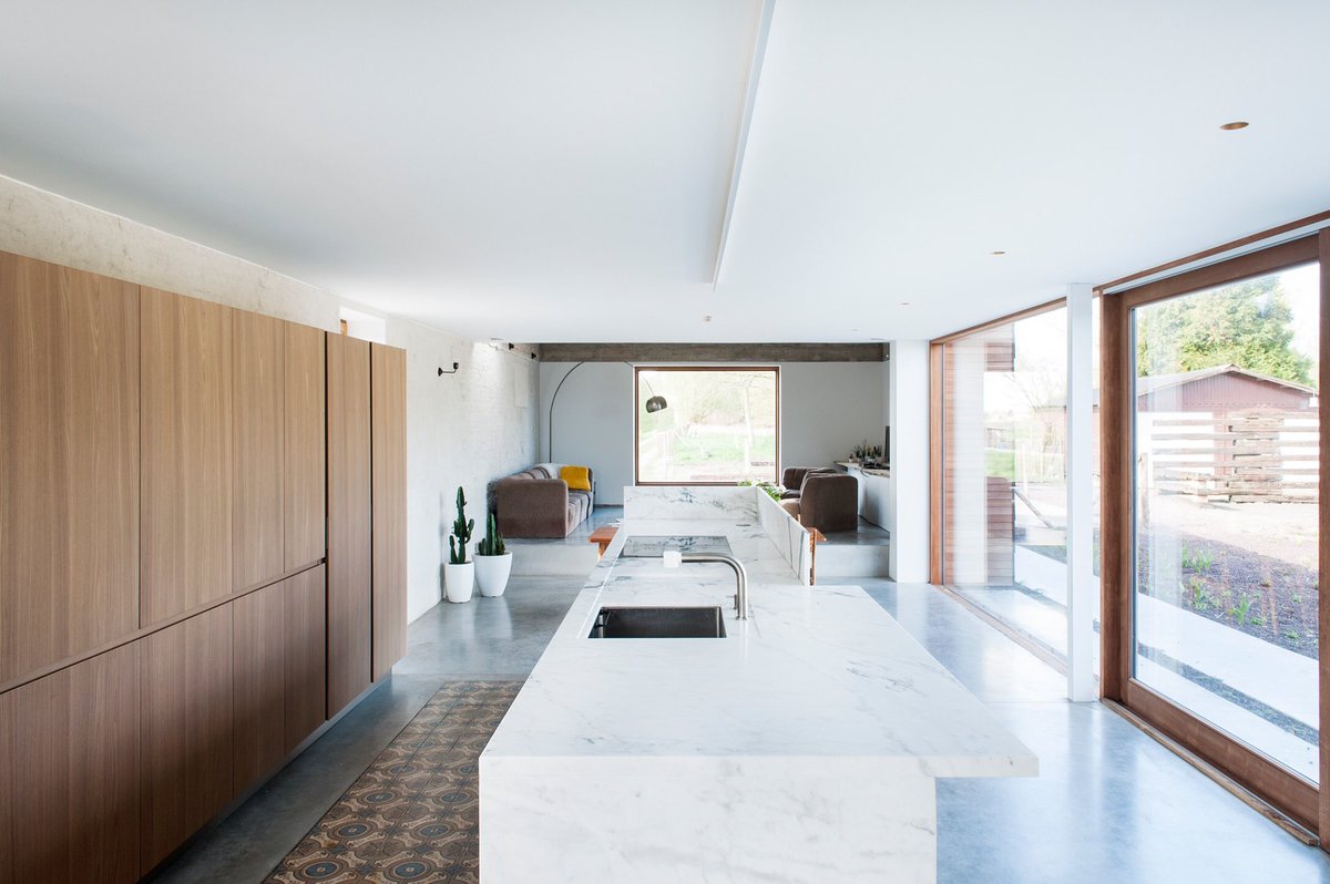 Livingroomdesign #Varenna #marmer