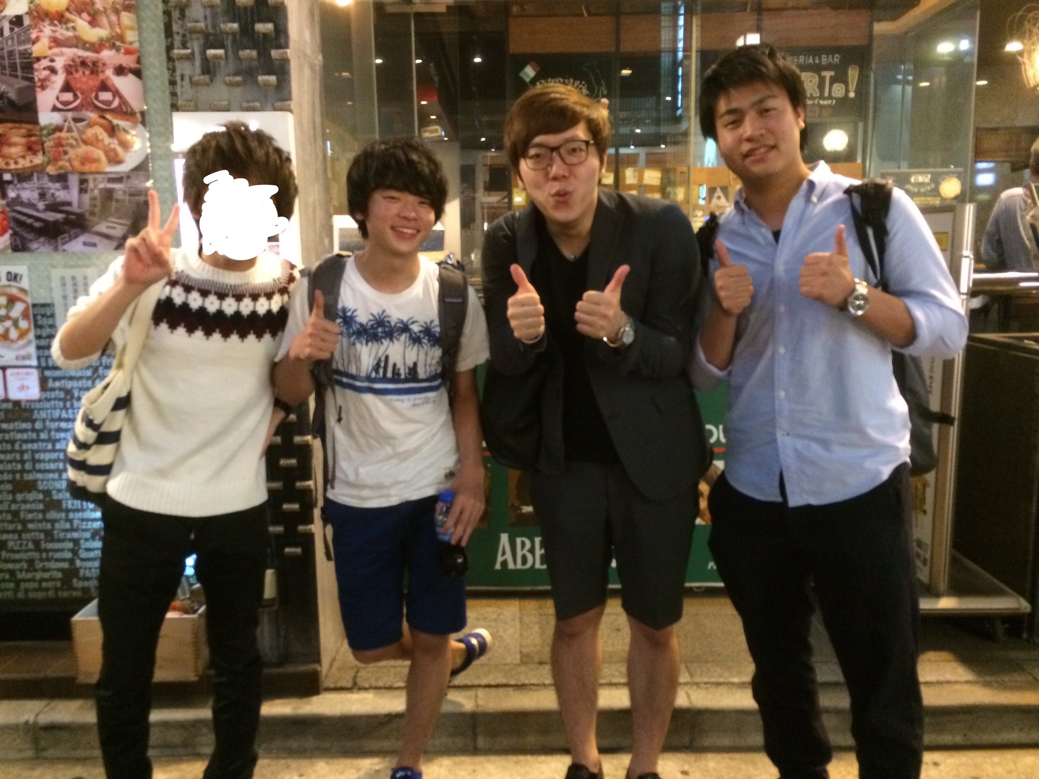 よしなま 実は昨日東京に行ってたのは同じuuumネットワークの2人とuuum社員さん そしてヒカキンさんと夕飯食べてました 動画じゃ分からなかったけど ヒカキンさん恐ろしくマッチョだった