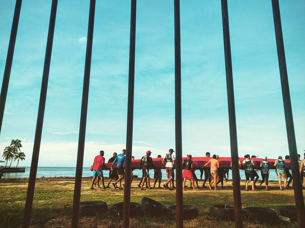 taapsiturvy's tweet image. 6:30am. Dragon boat racing. #studentpractice #fieldwork2016 #TT ift.tt/1TO6A8d