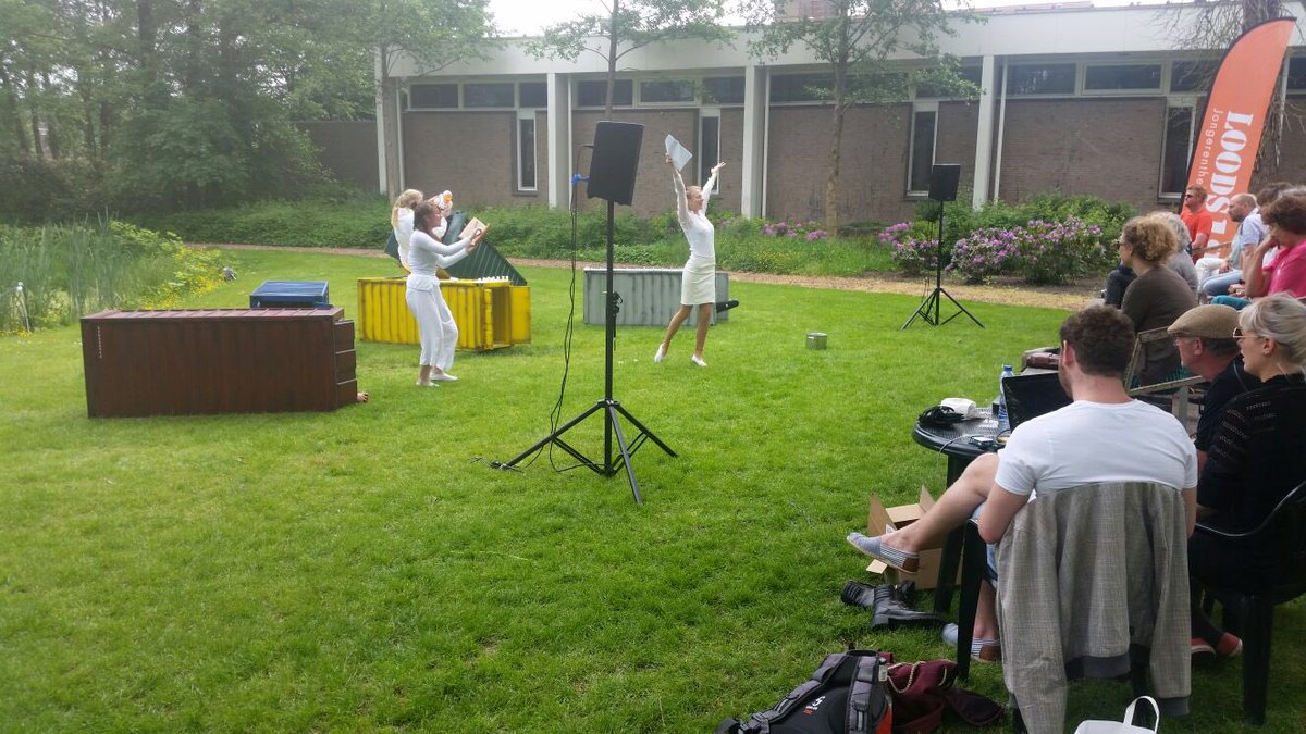 AxisFestival's tweet photo. @Loods_13 in de #gouverneurstuin vanmiddag om 15.00 uur nog een keer! https://t.co/h2hAMmFhHp