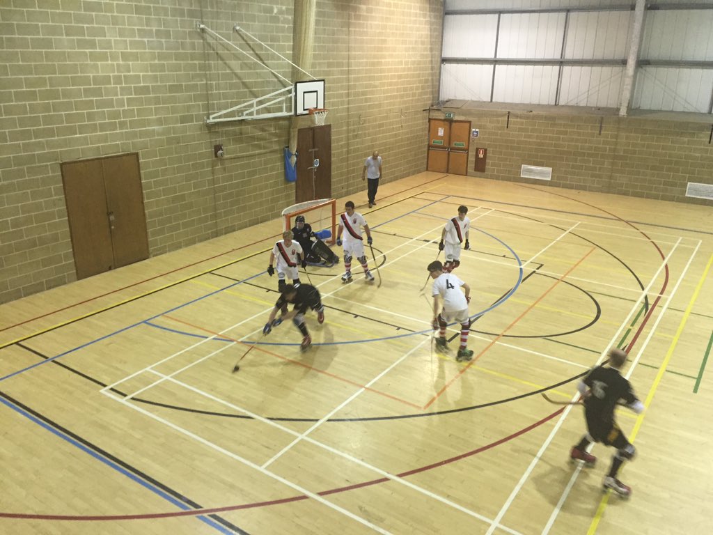 londonrhc's tweet photo. 1st half - #farnhamrhc 1-0 @invicta_rhc #secrha #hoquei #rollerhockey #hoqueipatins #rinkhockey https://t.co/2UW4Bhzebn
