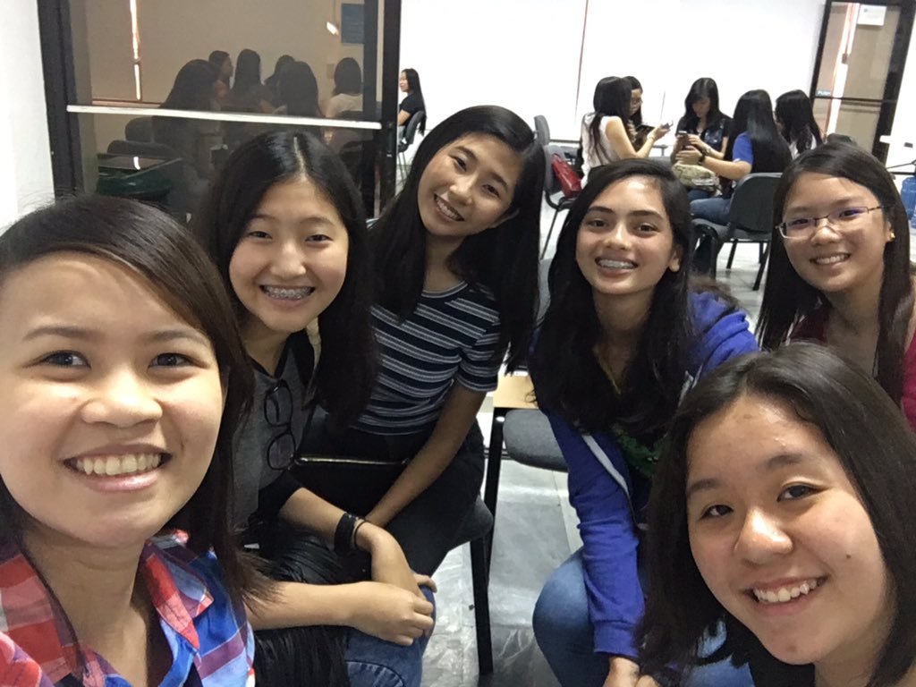 iEvee123's tweet image. #UPGRADE2016 #startofsomethingnew ☺️ @steffilibi @emimn1129