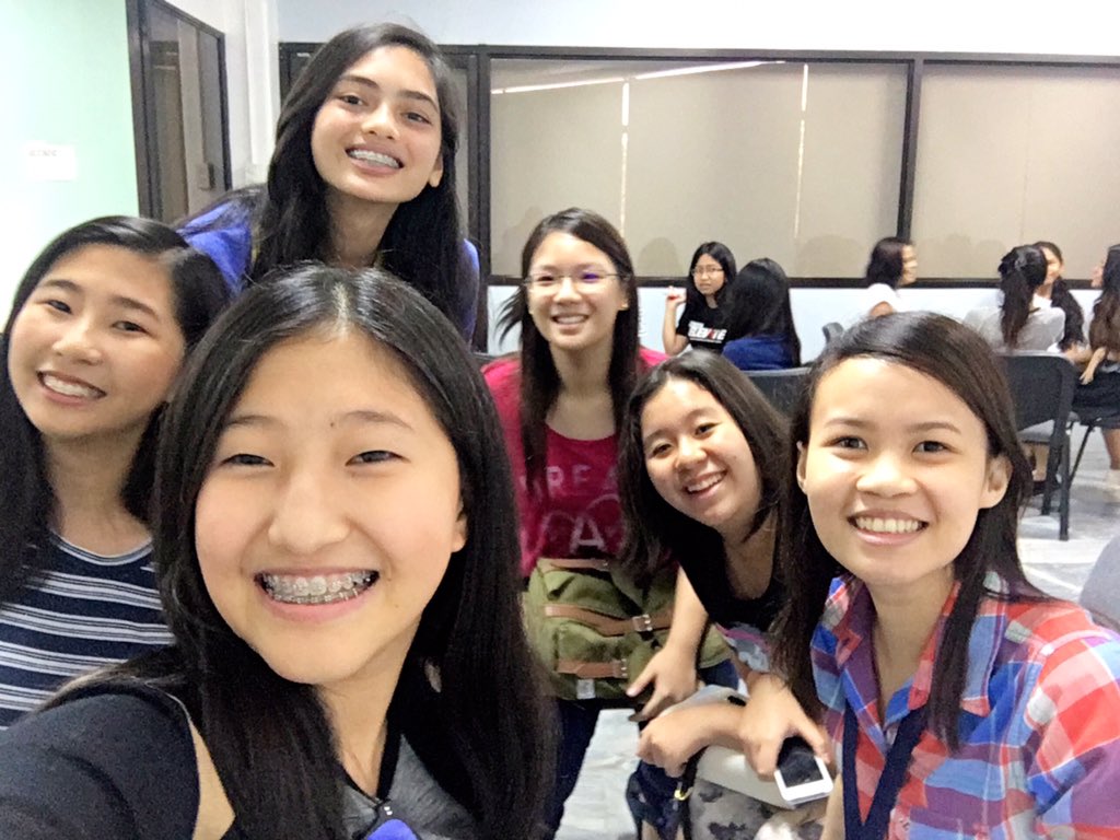 iEvee123's tweet image. #UPGRADE2016 #startofsomethingnew ☺️ @steffilibi @emimn1129