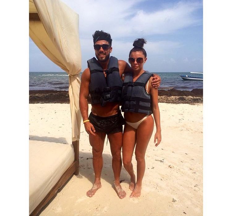 kendallawson's tweet photo. happy birthday baby❤️👫 @DenzellBryn https://t.co/Qb82BHdqAQ