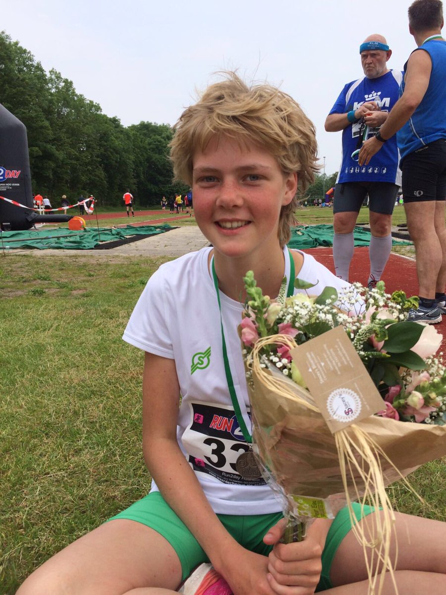 fokzaa's tweet image. Winnaar 5 km @PimMulierLoop 2016 dames, bij @avsuomi Driehuis: Jenna!