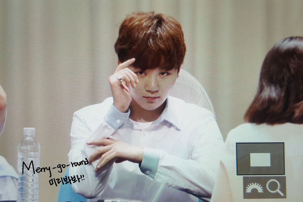 save_boo's tweet photo. 이런 대포남신 오빠 어디가면 볼 수 있죠,, ㅠ_ㅠ ,, https://t.co/JPOr0DSNj6