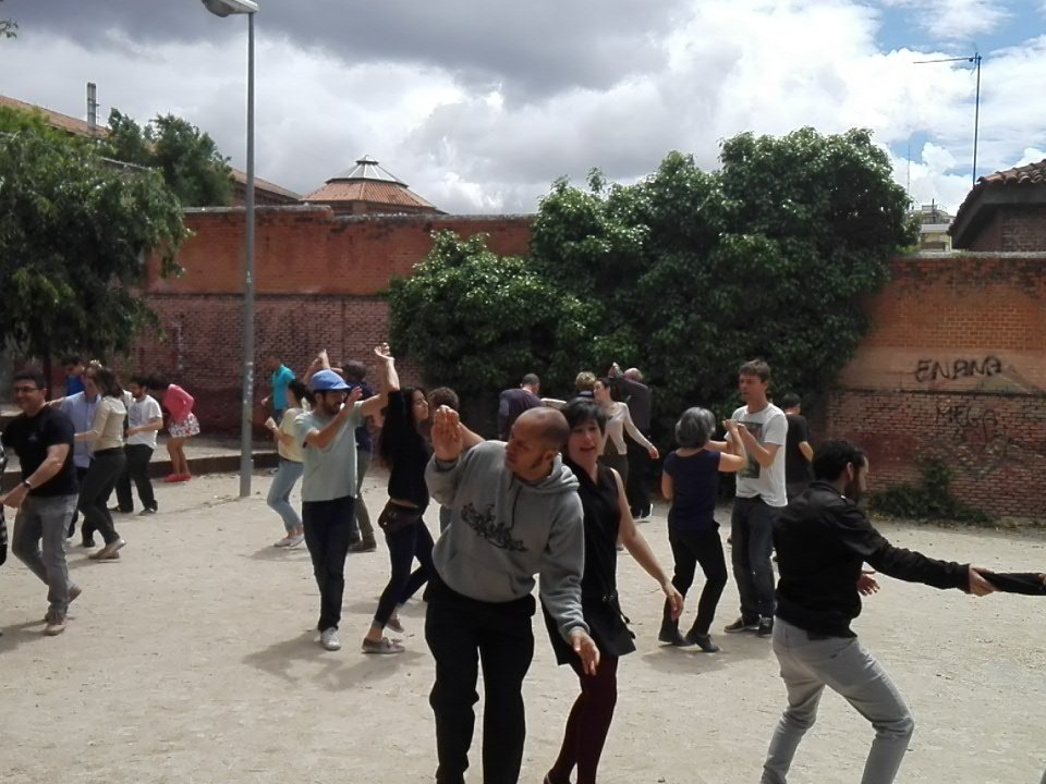 Clandestino ahora en el casino de la reina <a href="/MADforSwing/">MAD for Swing</a>