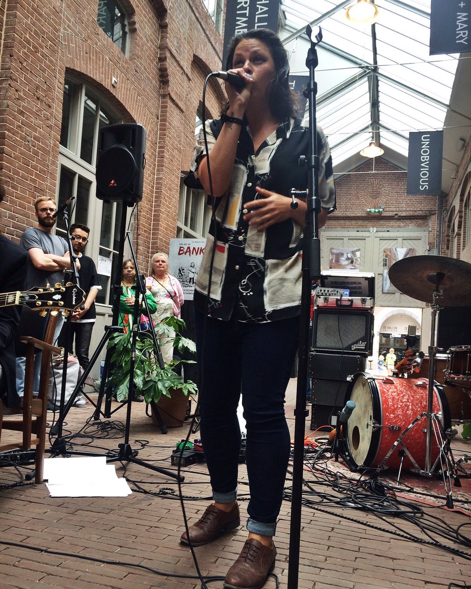 We are enjoying some #indie soulful #pop Thanks To Miri from London. #sofarsounds #music #live