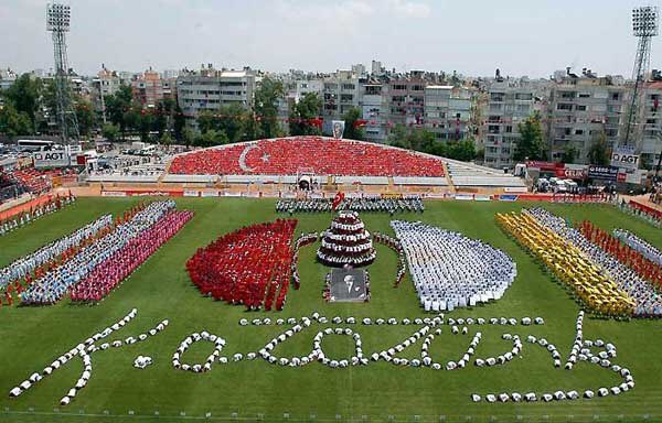 ataeri026's tweet photo. @ataeri026 
AKP nın amacı; Atatürk'ü ve Devrimlerini silmektir.
Milli Bayramları neden şevkle kutlamıyor sunuz ? https://t.co/XZLZ9KU1LB