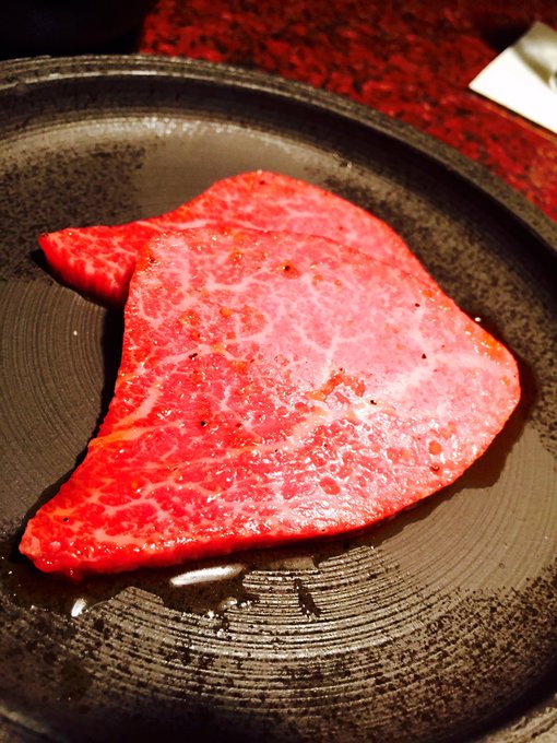 お肉食べてきた🐮💓 スペシャルメニュー！！  美味しすぎて幸せだった〜🐄♩ https://t.co/pXgGssmTq5