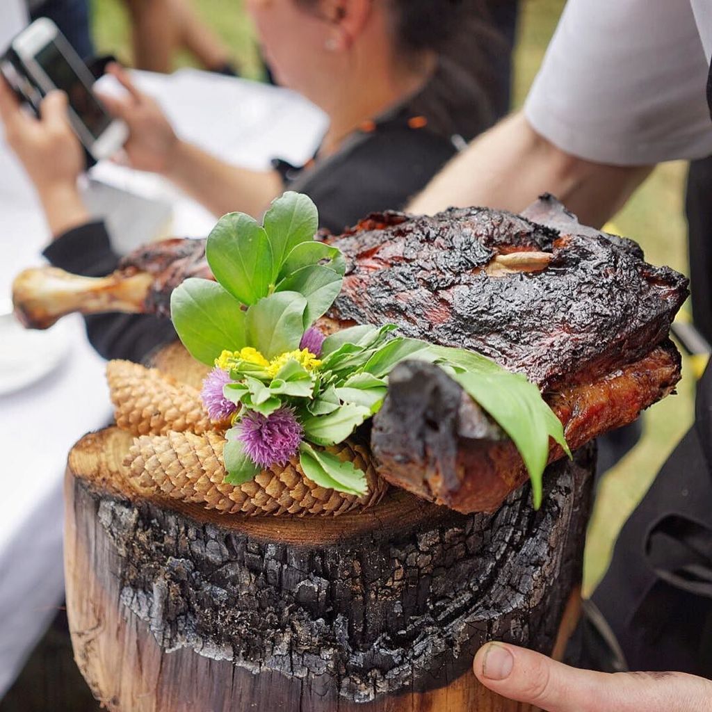 Black Metal Lamb presented for the judges by @ronnykolvik83 at the @nativecookingaward. #n… ift.tt/1OVuMBq