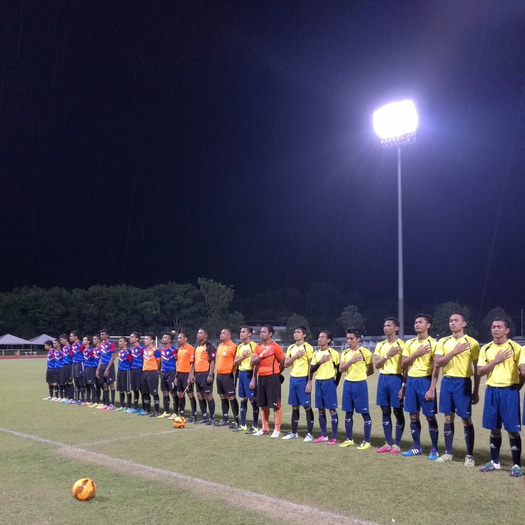 UUMLawSoc's tweet photo. Good luck players.
Aim for the 🏆. 
With God's will, we will gain the victory. Ameen 🙏🏻 #PerundangCup2016 #EnsLegisFC https://t.co/T2pYPD9BW7