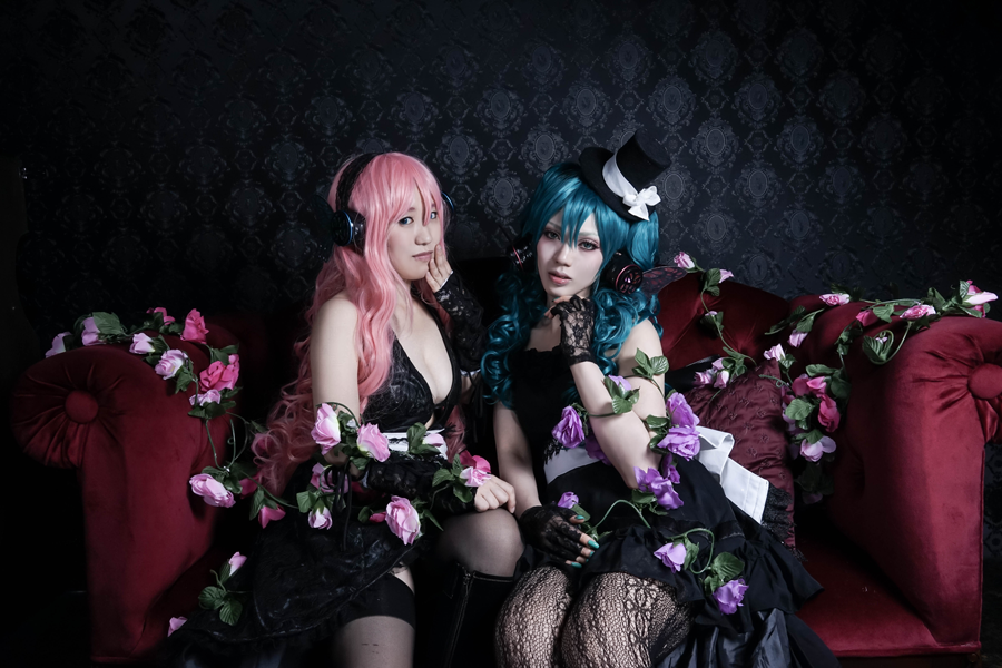 akaburn_megane's tweet photo. 【コス写真】
magnet
初音ミク / しゃこ＠アスカさん(@asuka4461 )
巡音ルカ / たこさん(@tototako )
スタジオ / alcy(@st_alcy2 ) https://t.co/r7In3Icvod