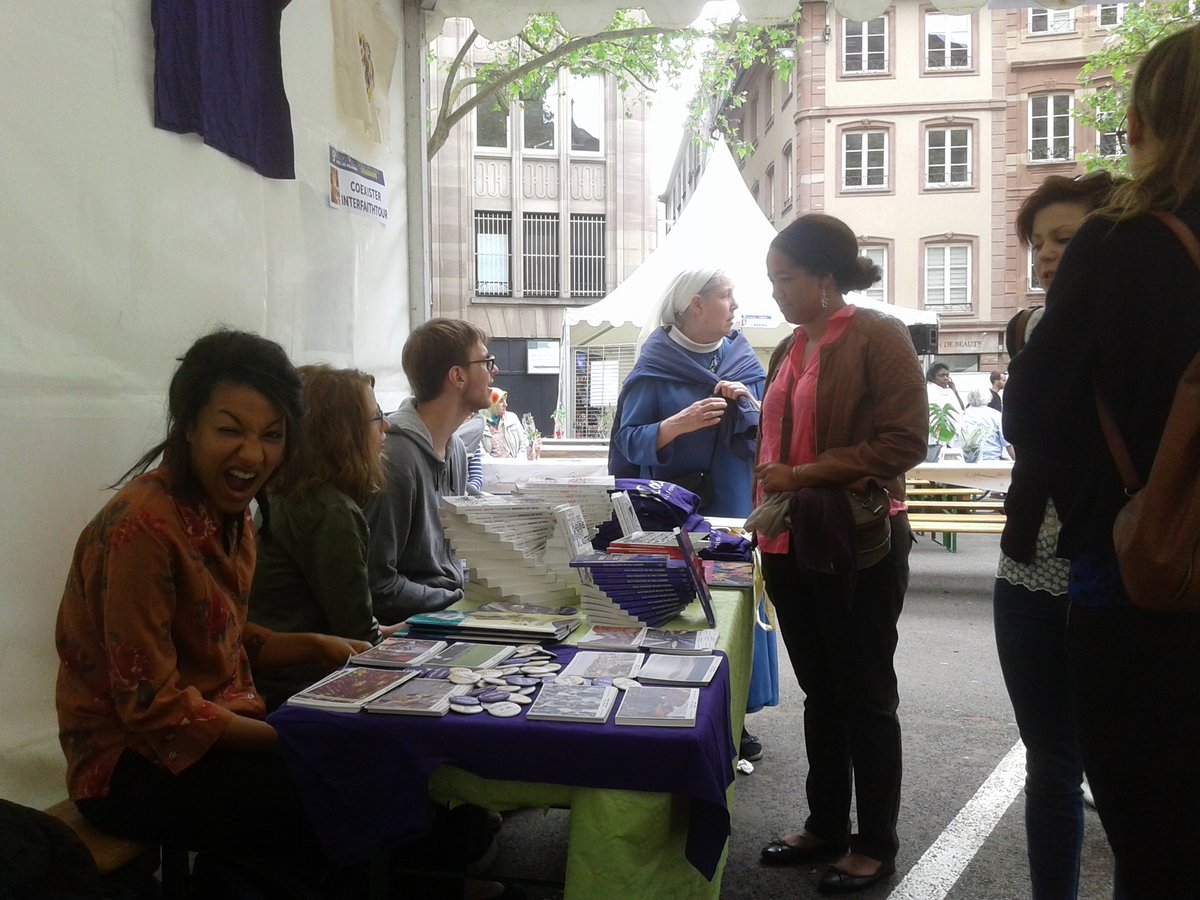 Petit dej chez Lauraine et stand <a href="/AssoCoexister/">Coexister</a> au 9eme rdv avec les religions à Strasbourg #IFTDF