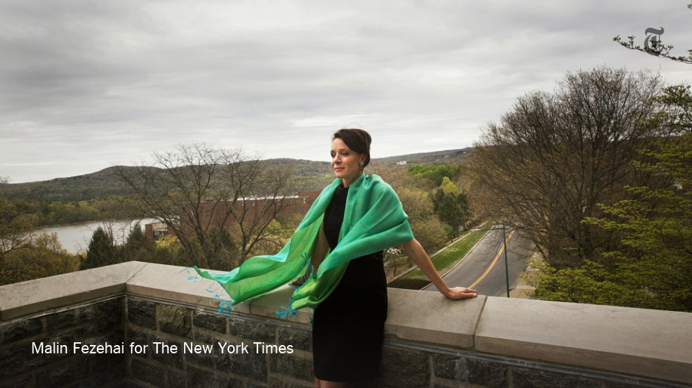 nytimes's tweet photo. Paula Broadwell admits she screwed up. "But how long does a person pay for their mistake?” https://t.co/BBxUd72Fme https://t.co/7gWgF3T1Or