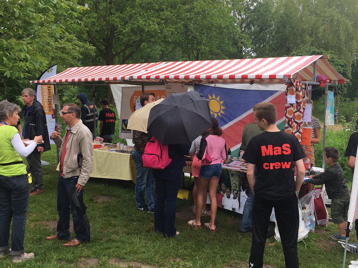 Heerlijke pannenkoeken bij de Rundu-stand en Fairtrade-bananen bij Fairtrade Nieuwegein. Waar? Natuurkwartier!!!