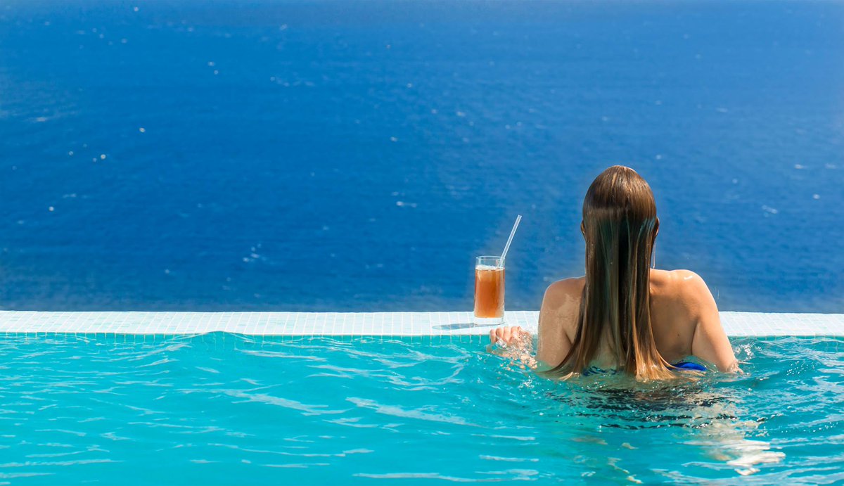 AlanaRestaurant's tweet image. Out of office the stylish way. - At Santorini Secret Suites &amp;amp; Spa.
#Santoriniholidays #Santorini #Greece