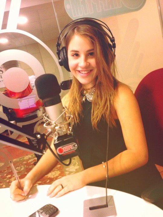 YoQuisiera_fc's tweet photo. #FelizCumpleLu ♡ #tequeremoslucia ♡
@LuciaGil_Gil https://t.co/KXIA9wwdMr