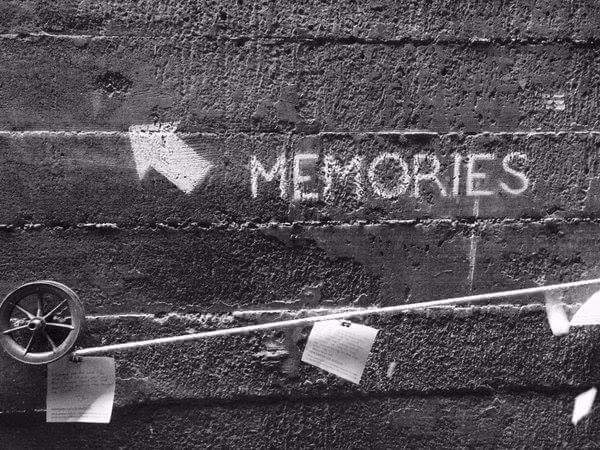 PreeFangirlxoxo's tweet photo. #PetalDropLA #TheSecondTime #Feels #NostalgicOfTheFirstOne #CannotContainMyself  😍🌸🌸🌸🌸😘 https://t.co/yXqx7k6sVj