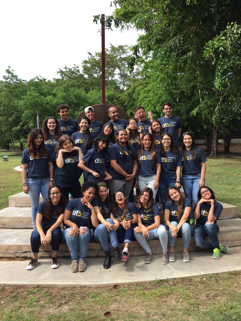 DFB2017's tweet photo. Thank you to these amazing students for inspiring and motivating us! #Dfb2016 https://t.co/N3GkkMhp6u