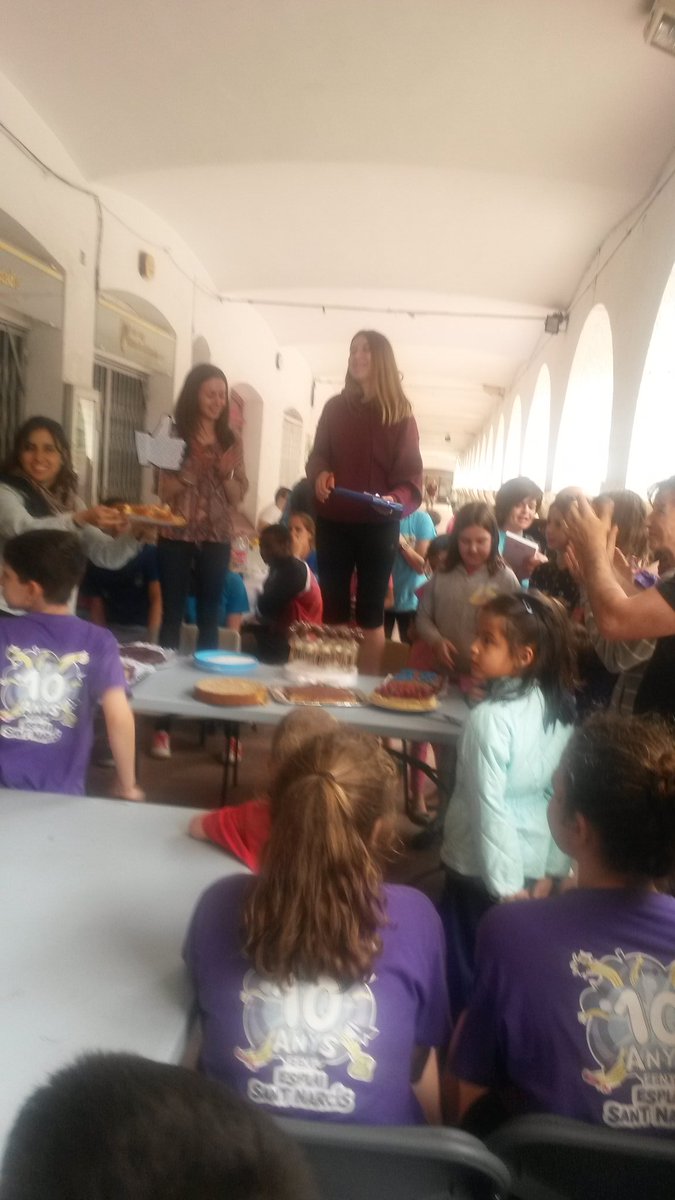 martikarreras's tweet photo. Final de curs de @EsplaiStNarcis https://t.co/fp2kd2lYJV