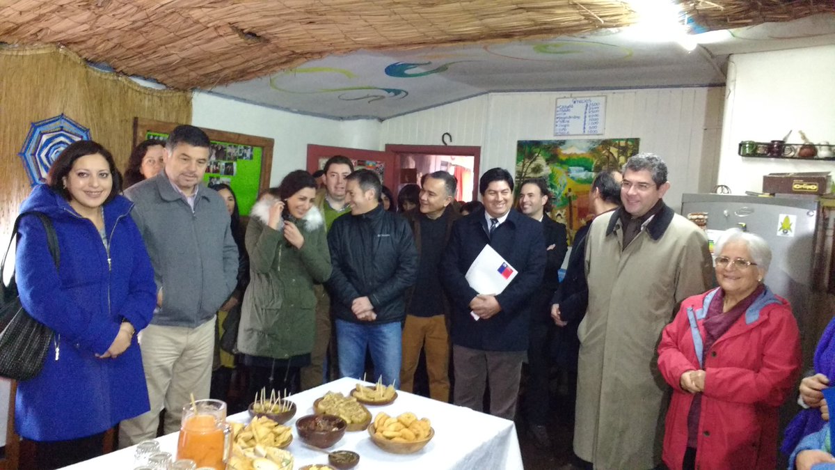 minvuaraucania's tweet image. Autoridades firman a esta hora la constitución de la Mesa Regional del programa Puesta en Valor del Patrimonio.