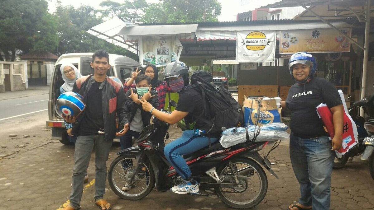 RPMkaskus's tweet photo. terima kasih buat kawan2 semua #SumateraOnTheRoad #kaskus #rpm #regionalmedan https://t.co/fuUaWsT9oJ