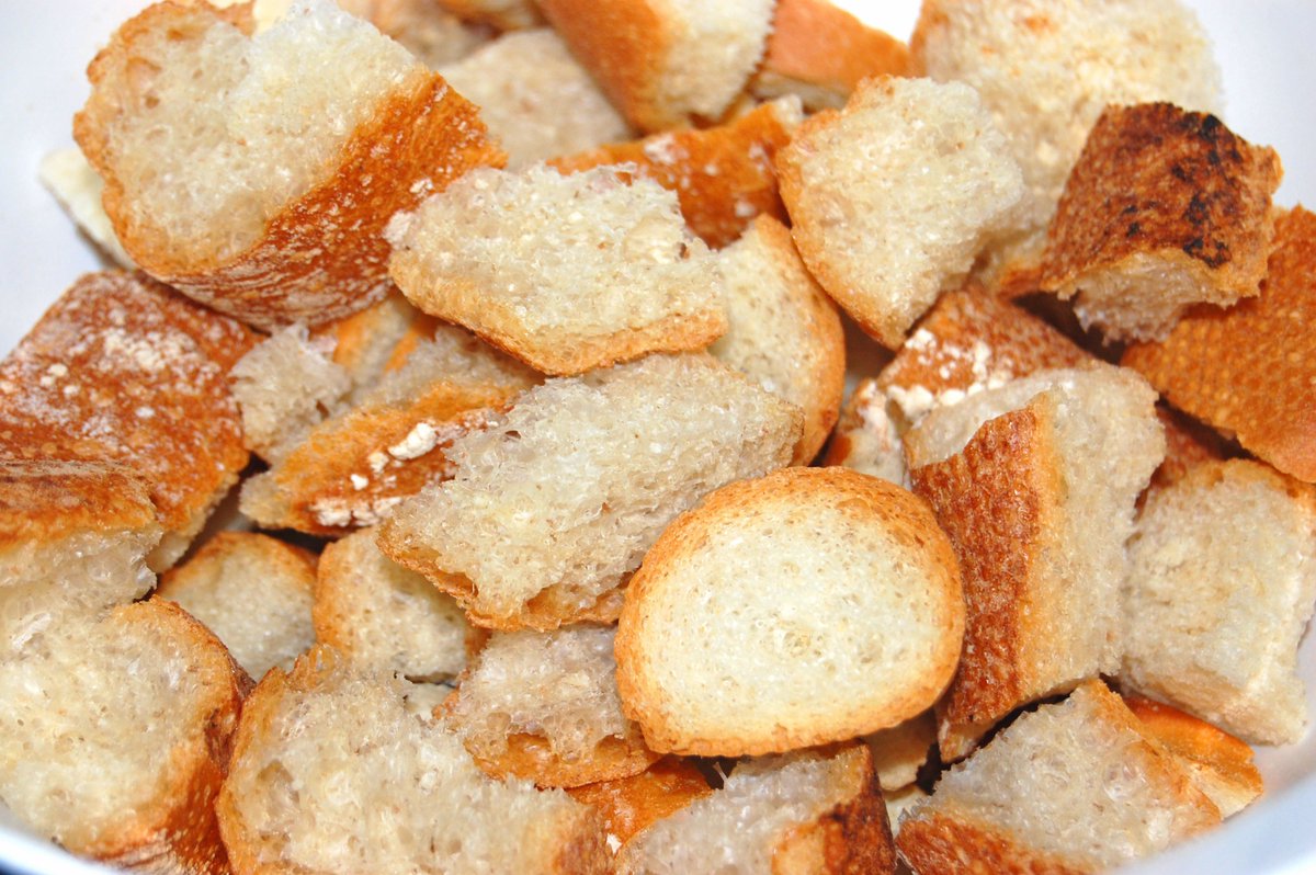 Pan hecho pedacitos en la Ciudad de México, cortesía de quienes lo manejan. Algunas recetas. bit.ly/1RCiy0q