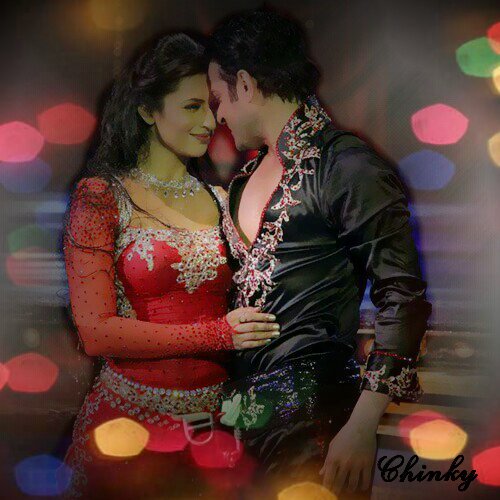 Choudharychinky's tweet photo. Ek sakoon sa milta hai
Jab Tum pass hote ho... 🙈😍😍😍😘😘😘
#Divan #Fantancy #Adorables @TheKaranPatel @Divyanka_T https://t.co/k6UIOHkTAm
